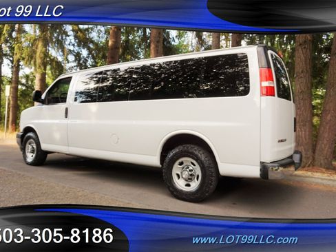 Used 2017 Chevrolet Express 3500 LT w/ LT Preferred Equipment Group image 11