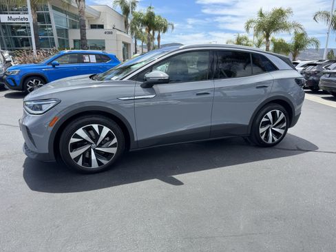 Used 2021 Volkswagen ID.4 Pro S w/ Gradient Package RWD image 6
