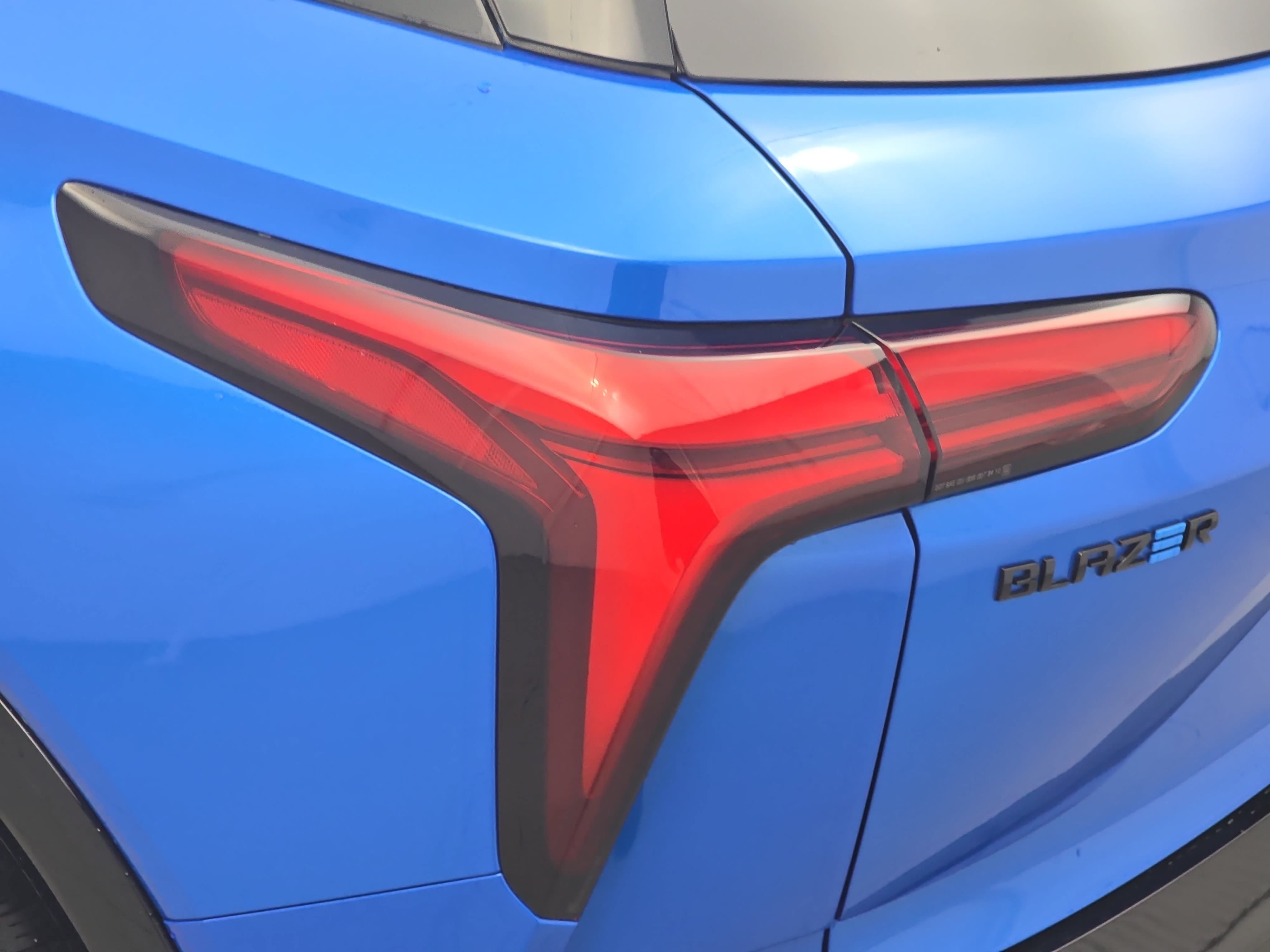 Used 2024 Chevrolet Blazer EV RS RWD image 36