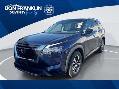 Certified 2022 Nissan Pathfinder SL w/ Cargo Package image 1