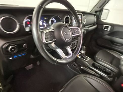 Used 2023 Jeep Wrangler Unlimited Sahara w/ Cold Weather Group AWD/4WD image 13