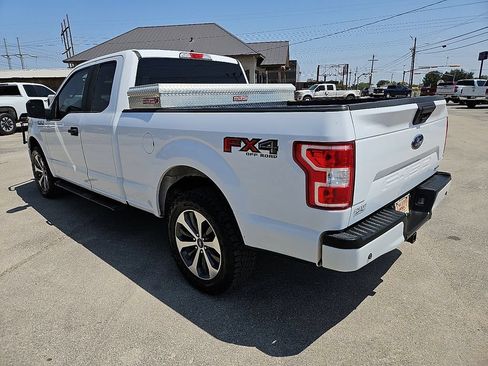 Used 2019 Ford F150 XL w/ Equipment Group 101A Mid AWD/4WD image 4
