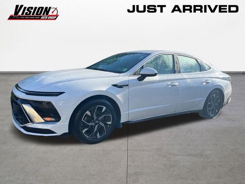 Used 2024 Hyundai Sonata SEL AWD/4WD image 2