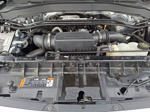 Used 2020 Ford Explorer Platinum image 29