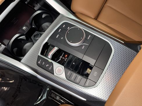 Used 2024 BMW 430i Coupe w/ M Sport Package RWD image 27