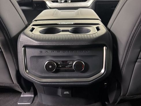 New 2026 Ford Expedition Active image 20