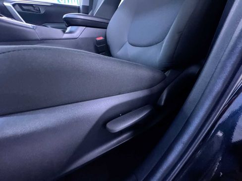 Used 2024 Toyota RAV4 LE image 5