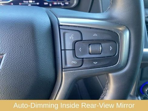 Used 2023 Chevrolet Suburban Premier image 30