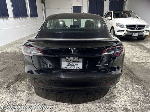 Used 2018 Tesla Model 3 Long Range image 5