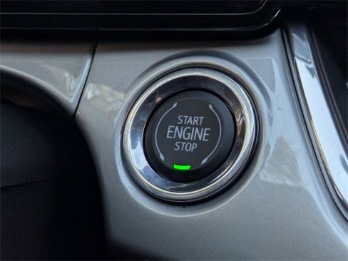 New 2026 Chevrolet Trax LT image 19