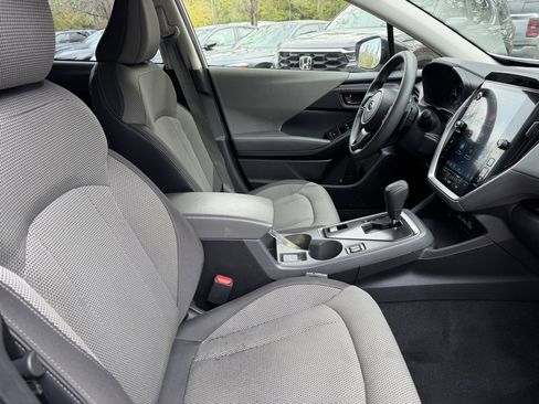Used 2024 Subaru Crosstrek 2.0i Premium image 9