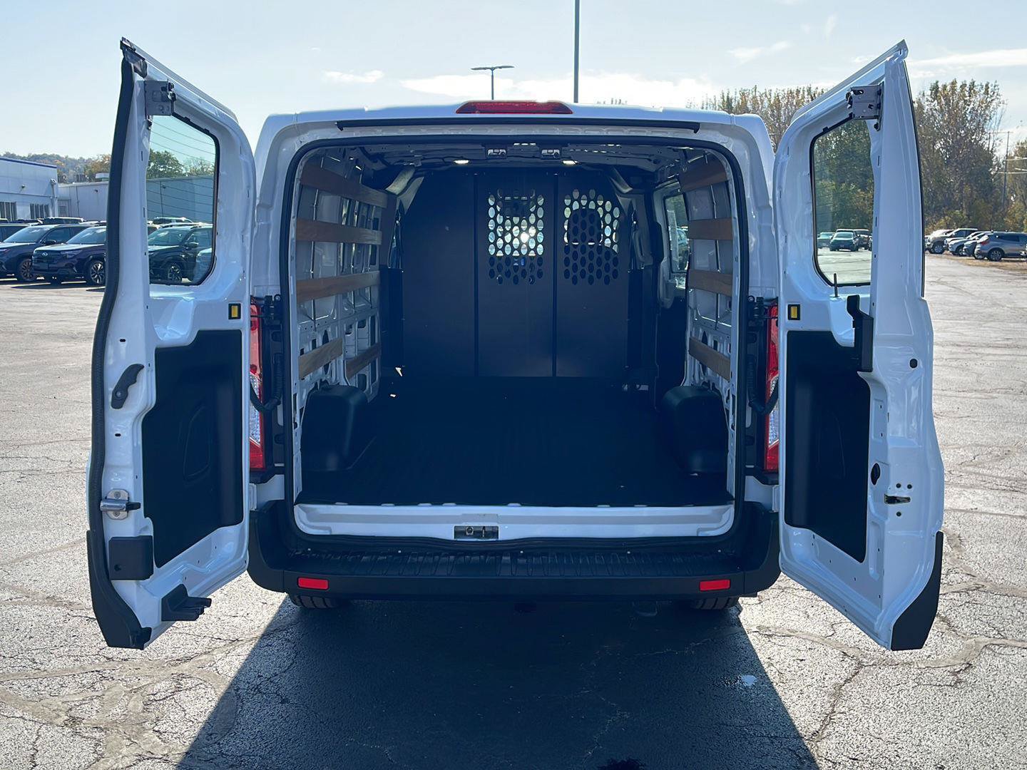 Used 2025 Ford Transit 250 Low Roof w/ Exterior Upgrade Package RWD image 24