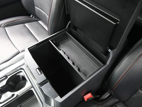 Used 2024 Ford F250 Lariat image 24