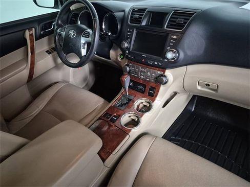 Used 2012 Toyota Highlander Limited image 44