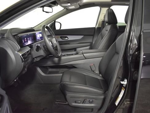 Used 2025 Nissan Murano SL AWD/4WD image 11