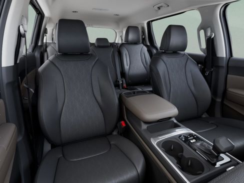 New 2026 Kia Carnival EX FWD image 10