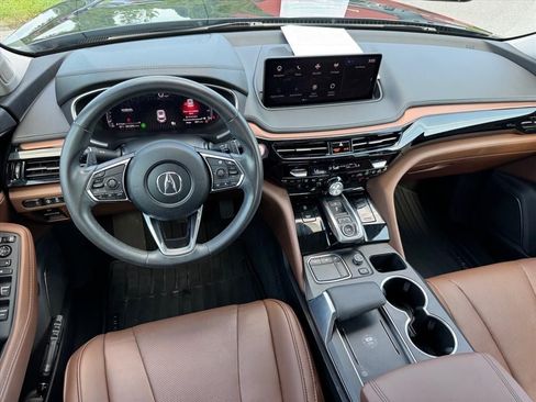 Used 2024 Acura MDX SH-AWD w/ Technology Package image 11