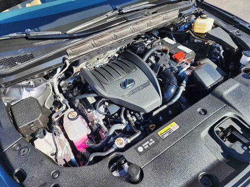 Used 2023 Lexus RX 350 Premium image 10