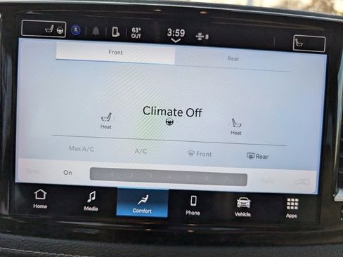 Used 2021 Chrysler Pacifica Touring-L image 4