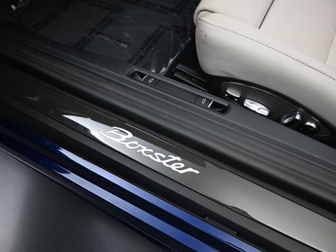 Certified 2025 Porsche 718 Boxster Style Edition image 25