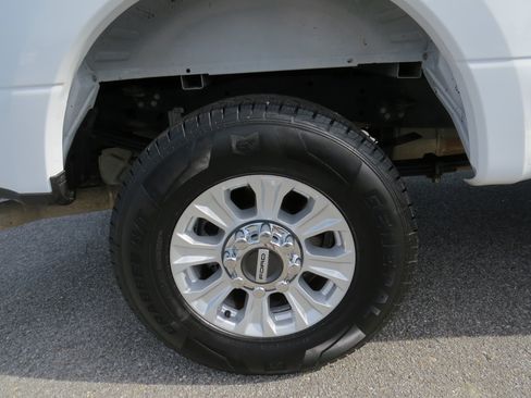 Used 2022 Ford F350 XL w/ STX Appearance Package AWD/4WD image 12