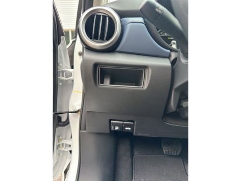 New 2025 Nissan Versa SV w/ Trunk Package image 23