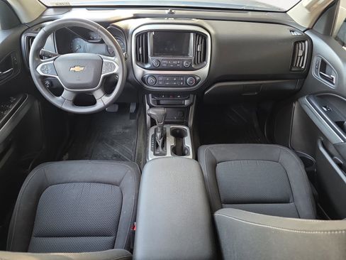 Used 2016 Chevrolet Colorado LT w/ LT Convenience Package image 2