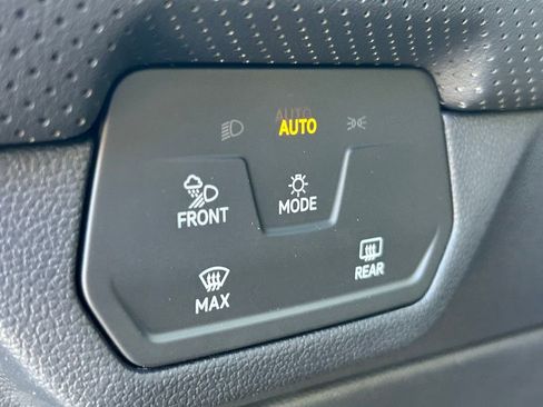 New 2026 Volkswagen Atlas SE FWD image 22
