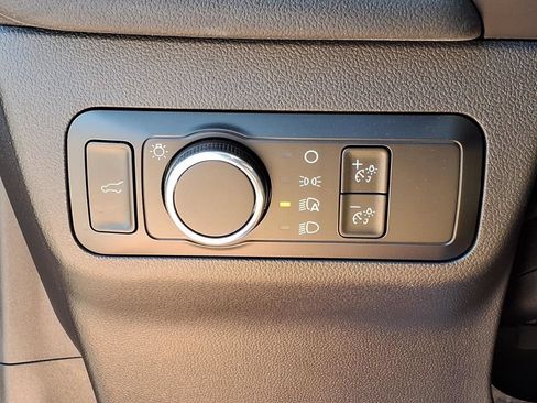 Used 2024 Ford Escape ST-Line w/ Tech Pack #1 AWD/4WD image 14
