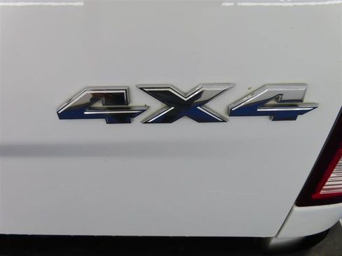 Used 2022 RAM 1500 Tradesman w/ Chrome Appearance Group AWD/4WD image 12