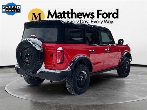 Used 2023 Ford Bronco Black Diamond image 5