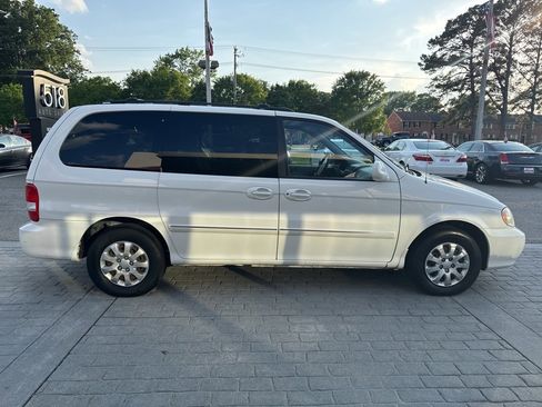 Used 2005 Kia Sedona EX image 6