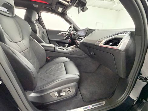 Used 2025 BMW XM AWD/4WD image 41