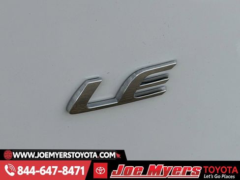 Used 2025 Toyota Corolla LE image 11