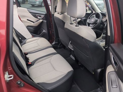 Used 2023 Subaru Forester Premium image 15