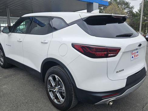 Used 2024 Chevrolet Blazer LT w/ Driver Confidence Package image 6