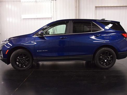 Used 2022 Chevrolet Equinox LT AWD/4WD image 4