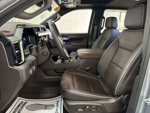 Used 2024 GMC Sierra 1500 Denali AWD/4WD image 11