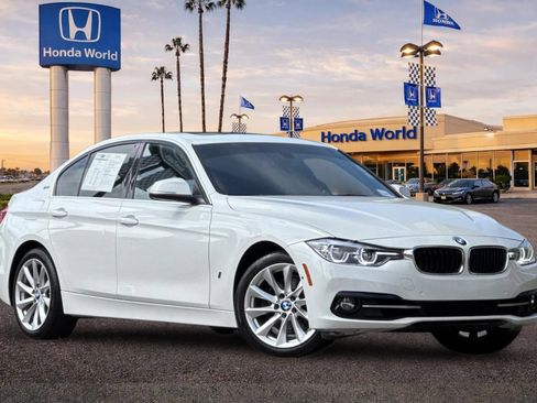 Used 2017 BMW 330e RWD image 2