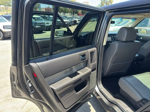 Used 2019 Ford Flex SEL w/ Equipment Group 202A FWD image 15