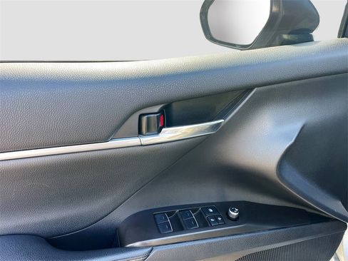 Used 2022 Toyota Camry TRD image 9