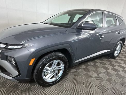 Used 2026 Hyundai Tucson SE AWD/4WD image 8