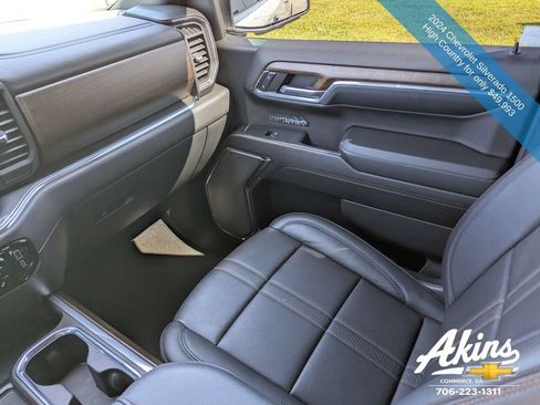 Used 2024 Chevrolet Silverado 1500 High Country w/ Technology Package RWD image 17