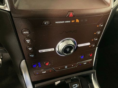 Used 2020 Ford Edge ST w/ Equipment Group 401A image 8