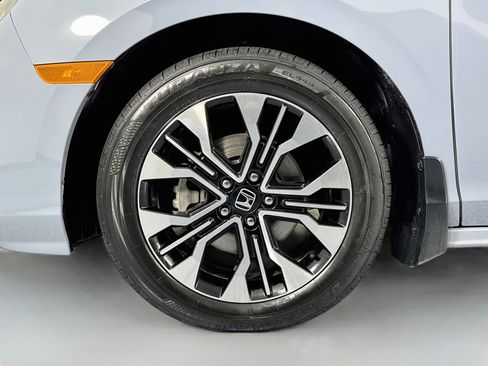 Certified 2025 Honda Odyssey Elite image 34