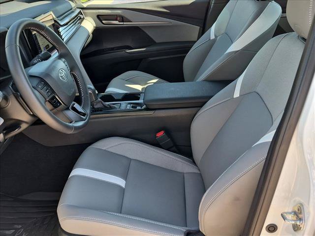 Used 2026 Toyota Camry SE w/ Convenience Package FWD image 15