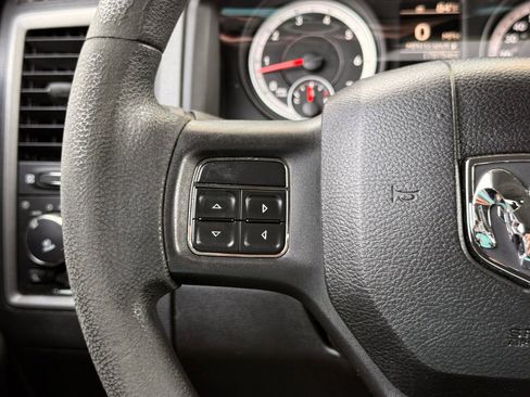 Used 2013 RAM 1500 Express RWD image 33