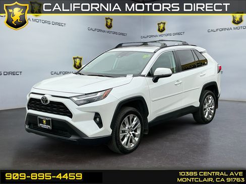 Used 2025 Toyota RAV4 XLE Premium FWD image 1