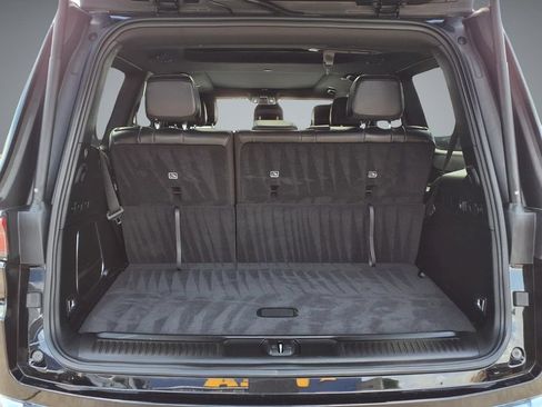 Used 2023 Jeep Wagoneer 4WD w/ Premium Group I image 15