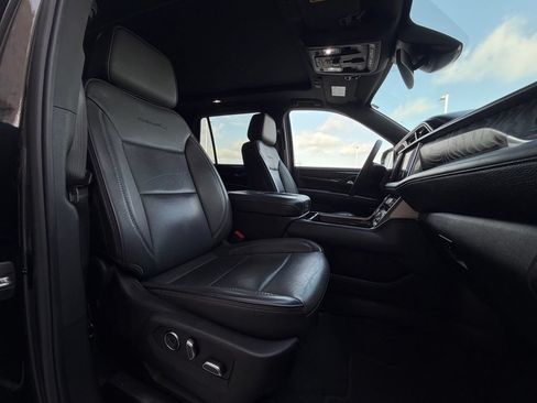 Used 2024 GMC Yukon Denali AWD/4WD image 21